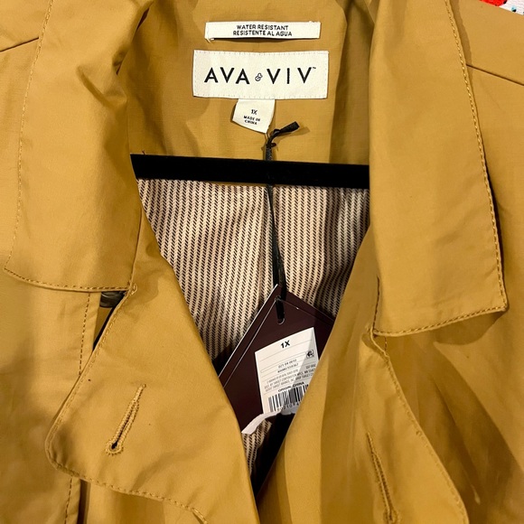 NEW Ava & Viv tan raincoat! - Picture 4 of 4